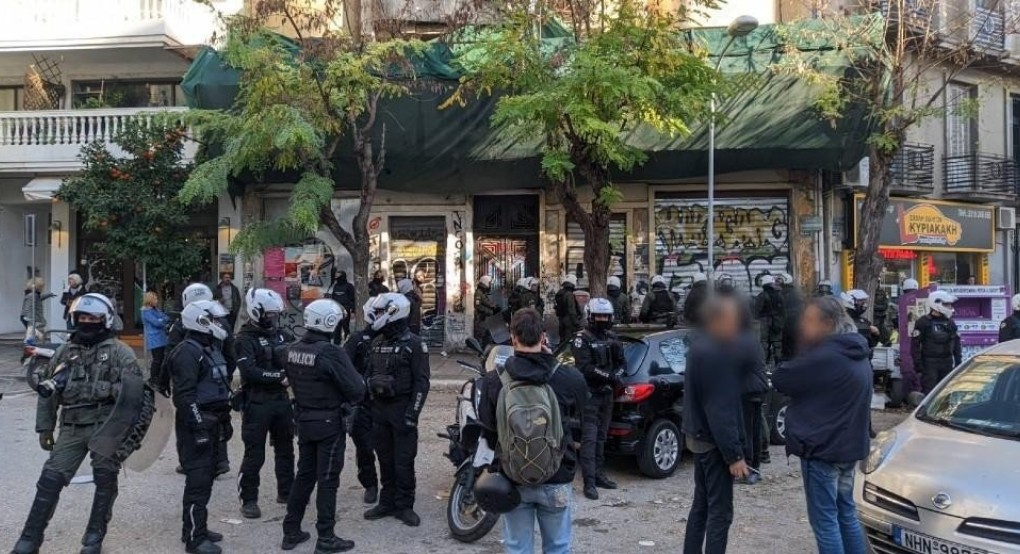 ΕΣΗΕΜ-Θ: Αστυνομική βία κατά δημοσιογράφων στην ανακατάληψη της Terra Incognita ΕΣΗΕΜ-Θ: Αστυνομική βία κατά δημοσιογράφων στην ανακατάληψη της Terra Incognita
