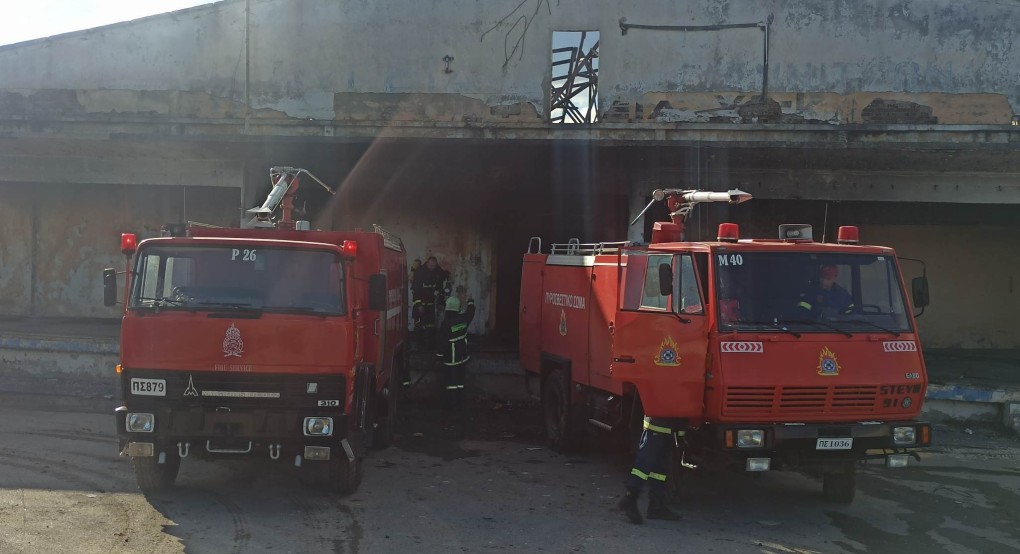Φωτιά στα Γιαννιτσά: Επιχείρηση της Π.Υ. στο 2ο χιλ. Γιαννιτσών-Αλεξάνδρειας (φώτος) Φωτιά στα Γιαννιτσά: Επιχείρηση της Π.Υ. στο 2ο χιλ. Γιαννιτσών-Αλεξάνδρειας (φώτος)