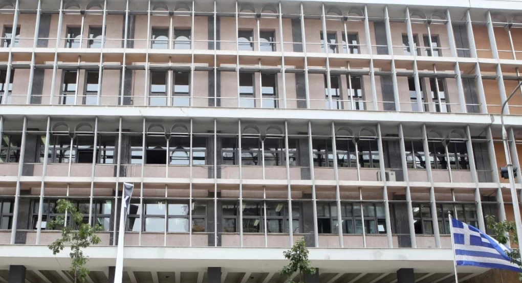 Ψευτογιατρός: Κατέθεσε προσφυγή για να μην δοθούν τα στοιχεία του στη δημοσιότητα