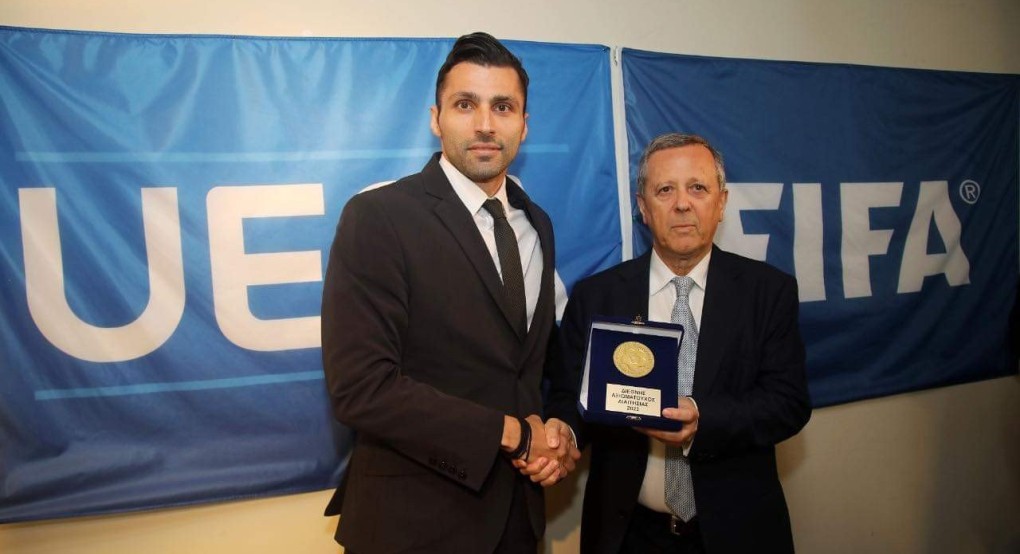 Βραβεύτηκαν οι Έλληνες διαιτητές Βραβεύτηκαν οι Έλληνες διαιτητές