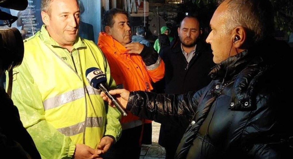 Αντιμετωπίστηκαν οι πλημμύρες... Ολονύχτια περιπολία ο Δήμαρχος Αλμωπίας Αντιμετωπίστηκαν οι πλημμύρες... Ολονύχτια περιπολία ο Δήμαρχος Αλμωπίας