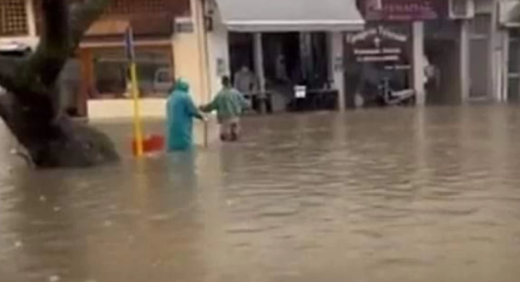 Δελής και Στολτίδης για τις πλημμύρες στην Π.Ε. Πέλλας Δελής και Στολτίδης για τις πλημμύρες στην Π.Ε. Πέλλας