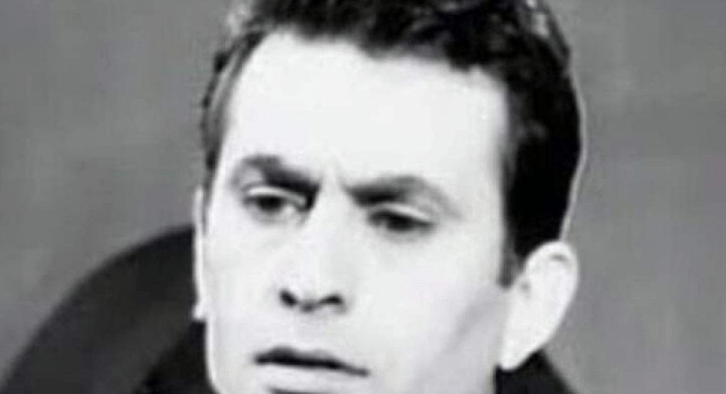 "Νίκο μην ακούς!" "Νίκο μην ακούς!"