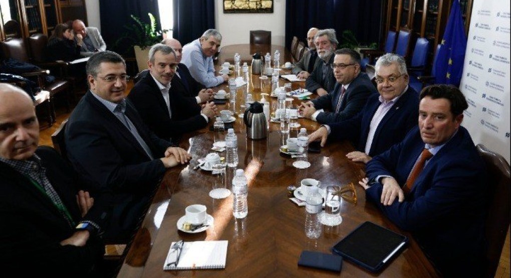 Ιδρύεται Διεθνές Κέντρο Εκπαίδευσης για την Ασφάλεια των Δημοσιογράφων και των Επαγγελματιών των ΜΜΕ Ιδρύεται Διεθνές Κέντρο Εκπαίδευσης για την Ασφάλεια των Δημοσιογράφων και των Επαγγελματιών των ΜΜΕ