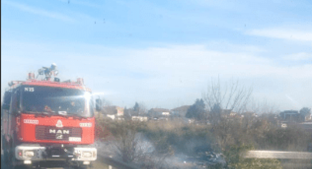 Φωτιά στα Γιαννιτσά: Μικρή εστία που έγινε... καπνός από την Π.Υ.