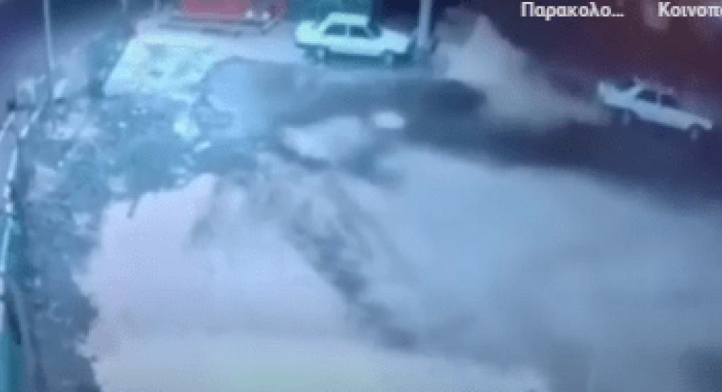 Ανατριχιαστικό βίντεο από τον σεισμό στην Τουρκία: Τα 70 δευτερόλεπτα του τρόμου, το έδαφος αναπηδούσε