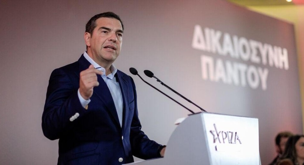 «Ο εφιάλτης που ζούμε θα φτάσει στο τέλος του» διαμήνυσε ο Αλ. Τσίπρας από την Πάτρα «Ο εφιάλτης που ζούμε θα φτάσει στο τέλος του» διαμήνυσε ο Αλ. Τσίπρας από την Πάτρα