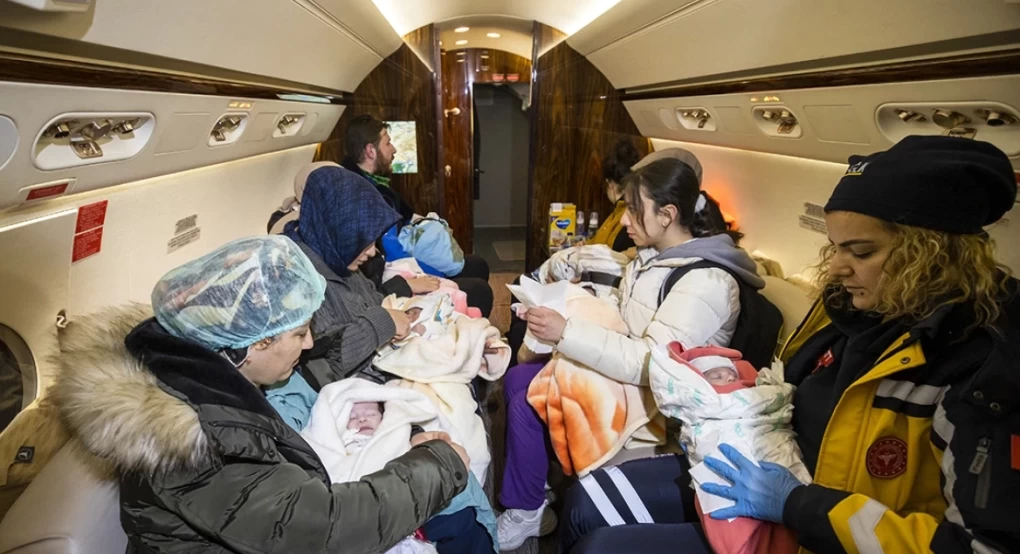 Ερντογάν: Επιστρατεύει νεογέννητα και την Εμινέ μετά τη γκρίνια για την αντίδραση στον σεισμό