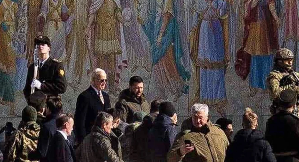 Αιφνιδιαστικά στο Κίεβο ο Μπάιντεν - Θα συναντηθεί με τον Ζελένσκι Αιφνιδιαστικά στο Κίεβο ο Μπάιντεν - Θα συναντηθεί με τον Ζελένσκι