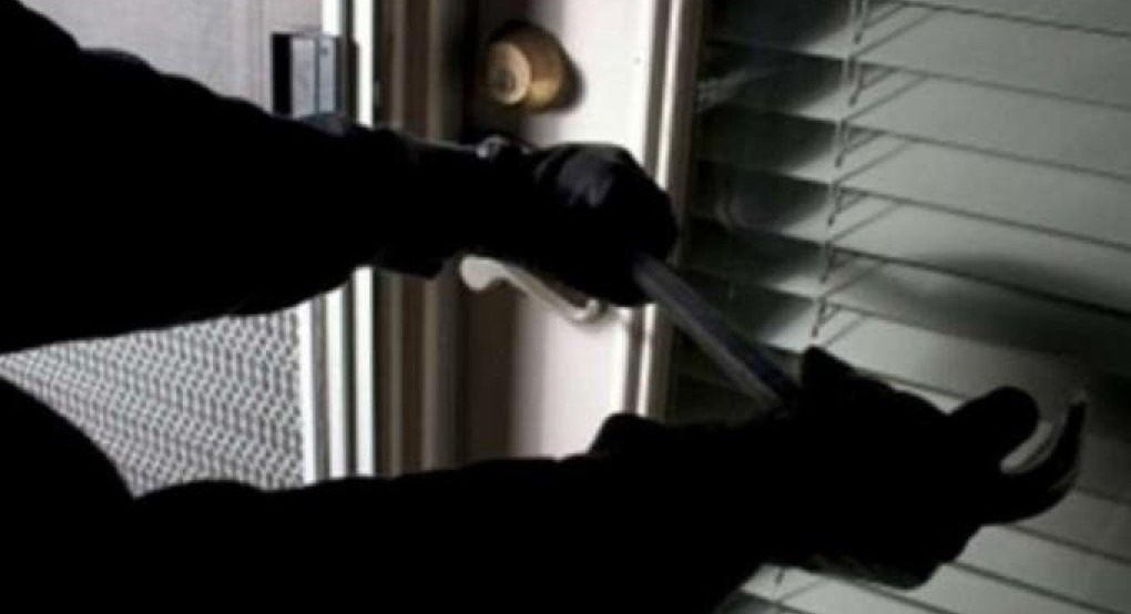 Απάνθρωπο: Ληστές ξυλοκόπησαν 83χρονο και άρπαξαν τα χρήματά του από το σπίτι