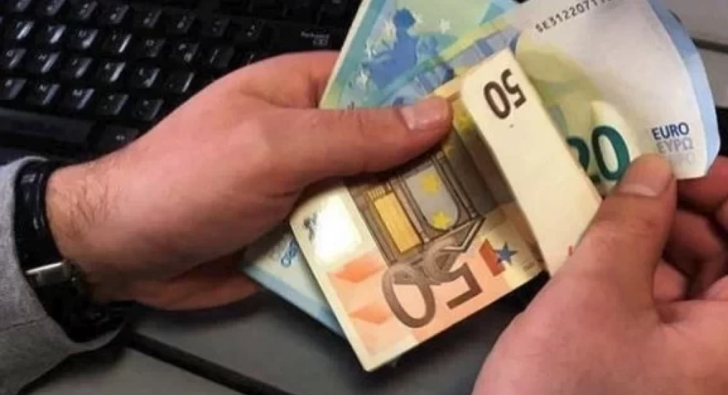 Κατώτατος μισθός: Πού κλειδώνουν οι αυξήσεις Κατώτατος μισθός: Πού κλειδώνουν οι αυξήσεις