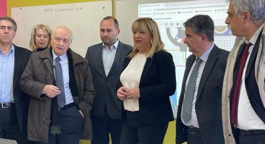 Λάκης Βασιλειάδης: Επίσκεψη Βούτσινουστο νέο Πρότυπο ΕΠΑΛ στην Κρύα Βρύση Λάκης Βασιλειάδης: Επίσκεψη Βούτσινουστο νέο Πρότυπο ΕΠΑΛ στην Κρύα Βρύση