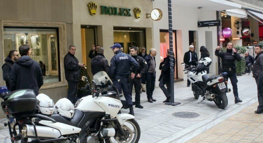 Ροζ Πάνθηρες: Σέρβοι και ένας Έλληνας στη συμμορία - Η δράση τους και πώς «άρπαξαν» 24 ρολόγια από τη Rolex