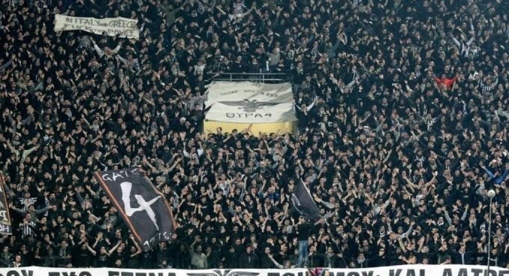 Θύρα 4 για Μάκη «Μανάβη»: «Το όνομά σου θα μνημονεύεται ως συνώνυμο μαγκιάς και ΠΑΟΚτσηδικης ιδεολογίας» Θύρα 4 για Μάκη «Μανάβη»: «Το όνομά σου θα μνημονεύεται ως συνώνυμο μαγκιάς και ΠΑΟΚτσηδικης ιδεολογίας»