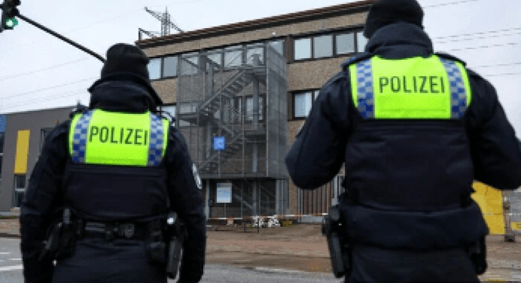 Γερμανία: Άνθρωποι κρατούνται όμηροι μέσα σε φαρμακείο