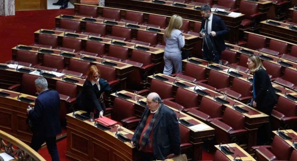 Αποχώρησε ο ΣΥΡΙΖΑ από τη συνεδρίαση για να πάνε οι βουλευτές στο συλλαλητήριο