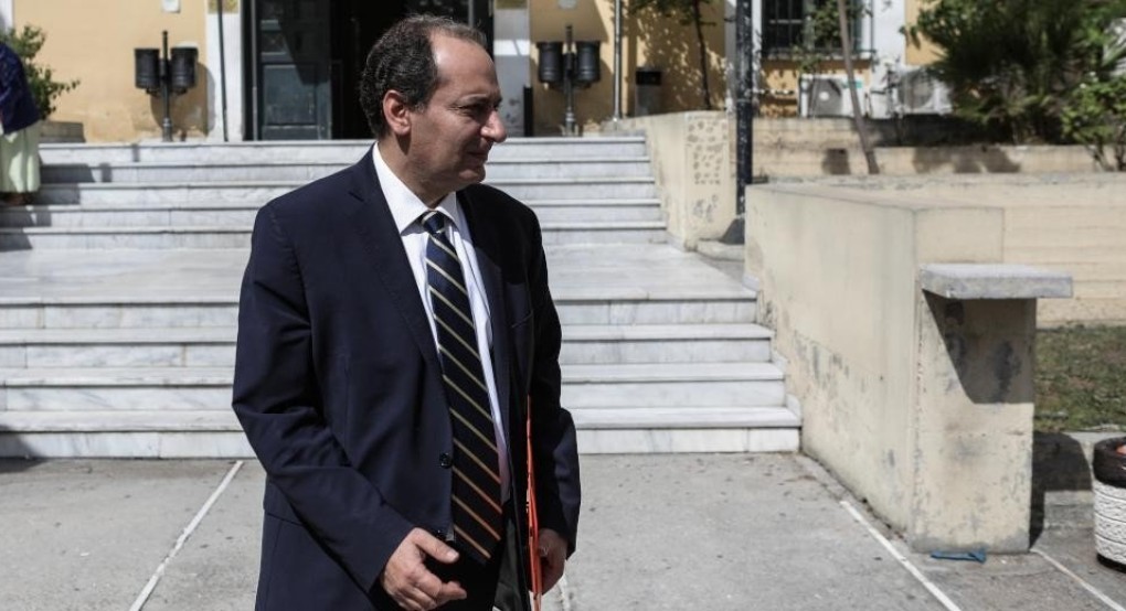 O «εξαφανισμένος» Σπίρτζης κατακεραυνώνει τη Νέα Δημοκρατία