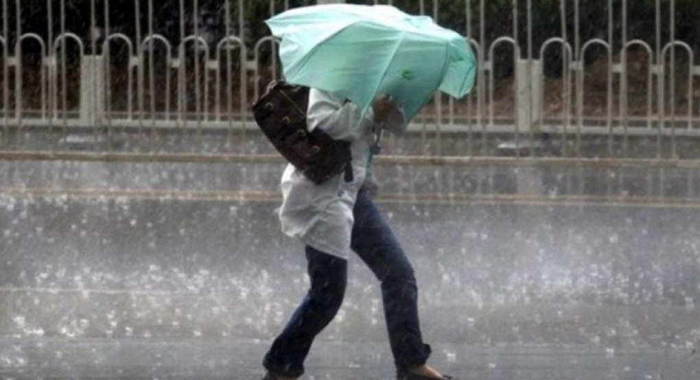 Χειμωνιάτικος ο καιρός σήμερα, βροχές, ισχυροί άνεμοι και πτώση θερμοκρασίας Χειμωνιάτικος ο καιρός σήμερα, βροχές, ισχυροί άνεμοι και πτώση θερμοκρασίας