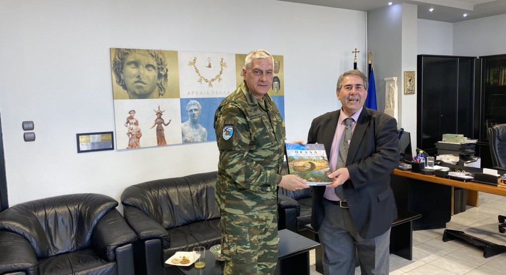 Συνάντηση γνωριμίας του Αντιπεριφερειάρχη Δάνη Τζαμτζή με τον Στρατηγό Διοικητή του Γ’ Σώματος Στρατού Συνάντηση γνωριμίας του Αντιπεριφερειάρχη Δάνη Τζαμτζή με τον Στρατηγό Διοικητή του Γ’ Σώματος Στρατού