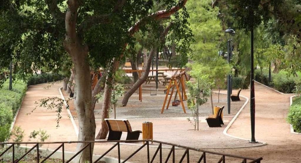 Πόλεις, χωρίς δένδρο να … κρυφτείς Πόλεις, χωρίς δένδρο να … κρυφτείς
