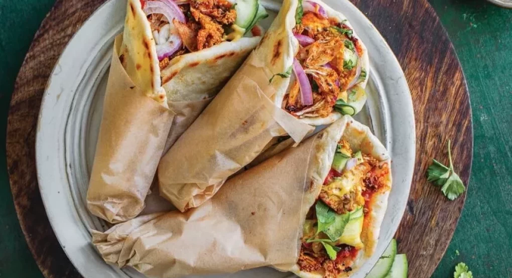 Κουνουπίδι γύρος σε πίτα - vegan και νηστίσιμο Κουνουπίδι γύρος σε πίτα - vegan και νηστίσιμο