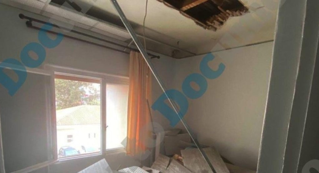 Κατέρρευσε οροφή στο Νοσοκομείο «Ελπίς»