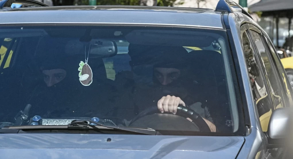 Στον ανακριτή οι Πακιστανοί τρομοκράτες που σχεδίαζαν χτύπημα στου Ψυρρή Στον ανακριτή οι Πακιστανοί τρομοκράτες που σχεδίαζαν χτύπημα στου Ψυρρή