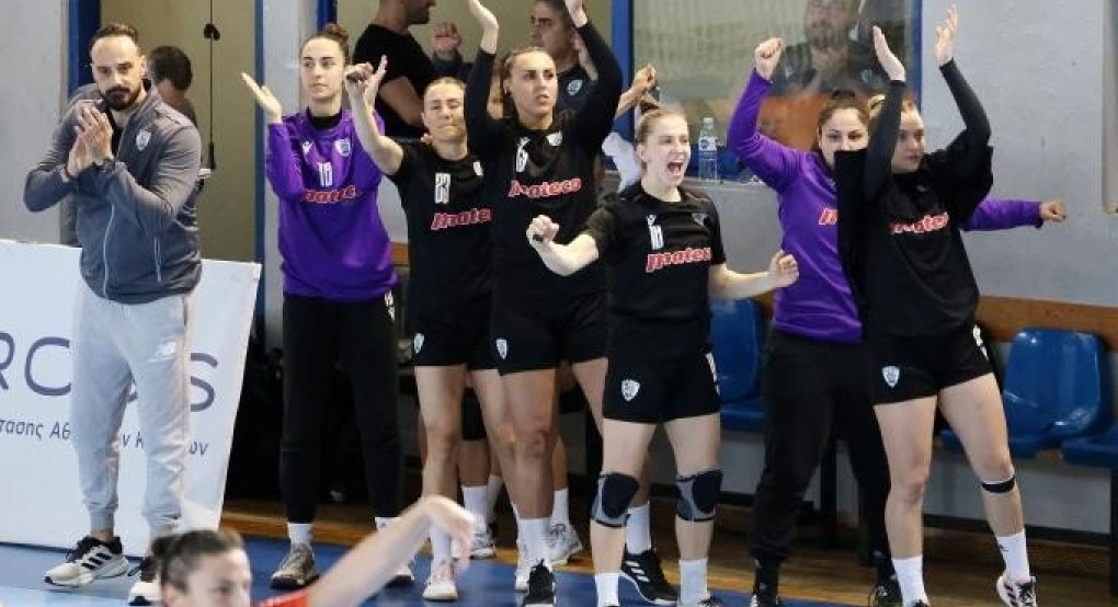 Βήμα πρωταθλήματος για τον ΠΑΟΚ με Χατζηπαρασίδου και 2-0 στη σειρά των τελικών Βήμα πρωταθλήματος για τον ΠΑΟΚ με Χατζηπαρασίδου και 2-0 στη σειρά των τελικών