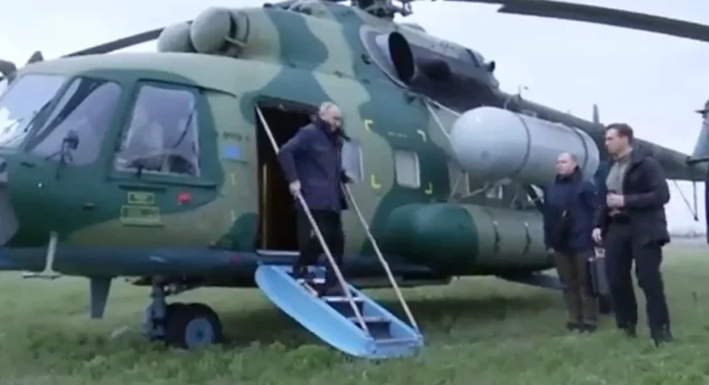 Στη Χερσώνα και στο Λουχάνσκ ο Πούτιν, έφθασε με ελικόπτερο