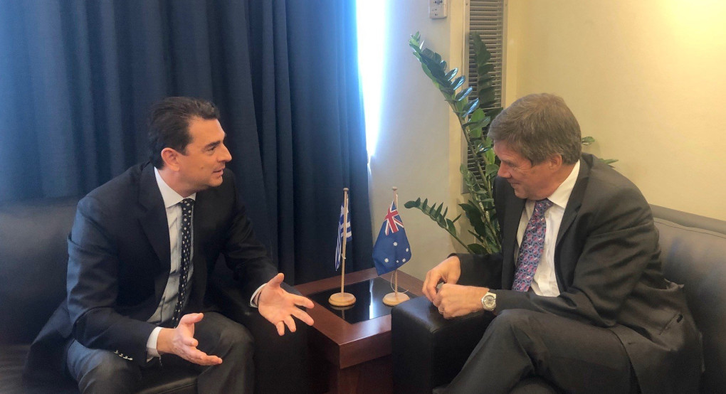 Η Φέτα στο επίκεντρο της συνάντησης του Υφ. Αγρ. Ανάπτυξης και Τροφίμων Κώστα Σκρέκα με τον Αυστραλό Επιτετραμμένο Jon Philip