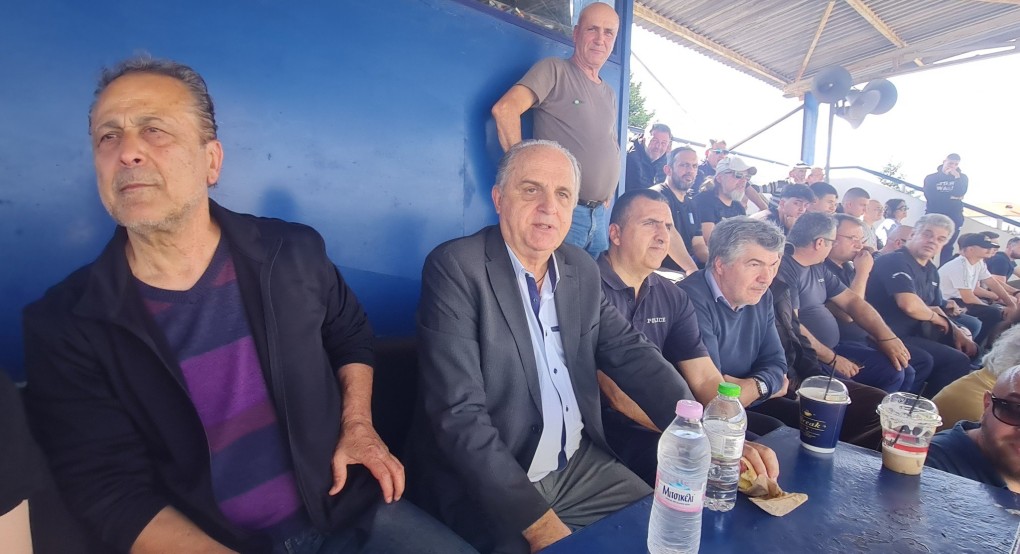 Γιάννου: Στο γήπεδο πριν την κεντρική του ομιλία Γιάννου: Στο γήπεδο πριν την κεντρική του ομιλία
