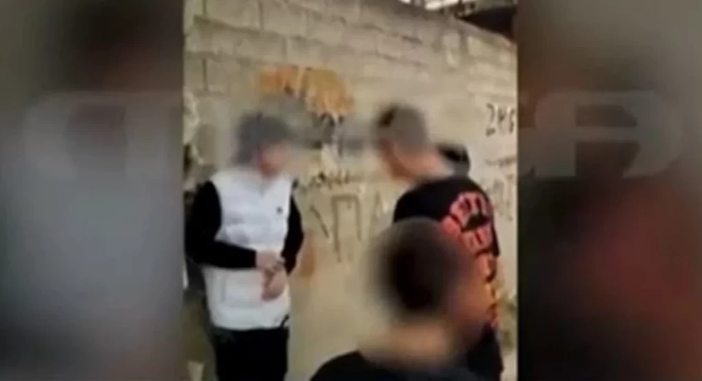 Σε άσχημη ψυχολογική κατάσταση ο 16χρονος που έδειραν ανήλικοι στο Μενίδι -«Φοβάται να βγει από το σπίτι» Σε άσχημη ψυχολογική κατάσταση ο 16χρονος που έδειραν ανήλικοι στο Μενίδι -«Φοβάται να βγει από το σπίτι»