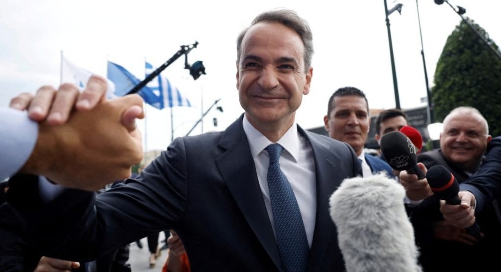 Bloomberg: Ο Μητσοτάκης ξεφεύγει από την παγίδα, όπου προσπάθησε να τον βάλει η Αριστερά με την απλή αναλογική Bloomberg: Ο Μητσοτάκης ξεφεύγει από την παγίδα, όπου προσπάθησε να τον βάλει η Αριστερά με την απλή αναλογική