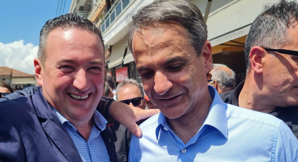 Θερμή συνομιλία του πρωθυπουργού με τον Δήμαρχο Αλμωπίας Θερμή συνομιλία του πρωθυπουργού με τον Δήμαρχο Αλμωπίας