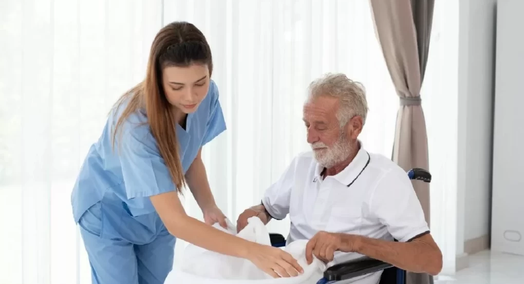 Κατ οίκον νοσηλεία: Δημοσιεύθηκε η ΚΥΑ – Τι προβλέπεται για τους ασθενείς
