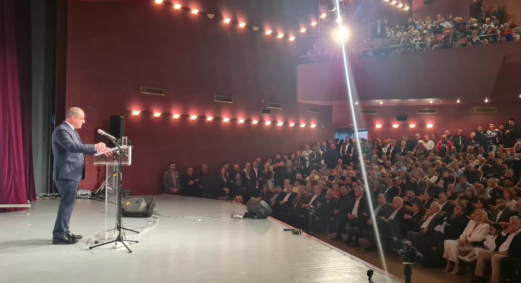 Σείστηκε το Πνευματικό Κέντρο Γιαννιτσών Σείστηκε το Πνευματικό Κέντρο Γιαννιτσών