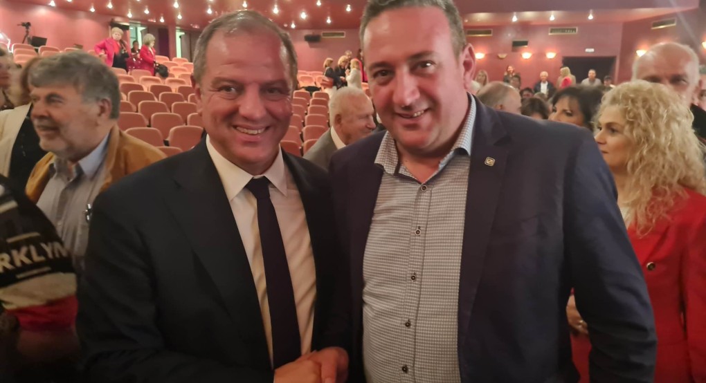 Στην ομιλία Σταμενίτη η δημοτική αρχή Αλμωπίας Στην ομιλία Σταμενίτη η δημοτική αρχή Αλμωπίας