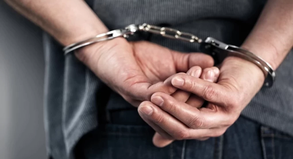 Λάρισα: Πατέρας βίαζε τις δύο ανήλικες κόρες του – Τον ανακάλυψε η μητέρα των κοριτσιών Λάρισα: Πατέρας βίαζε τις δύο ανήλικες κόρες του – Τον ανακάλυψε η μητέρα των κοριτσιών