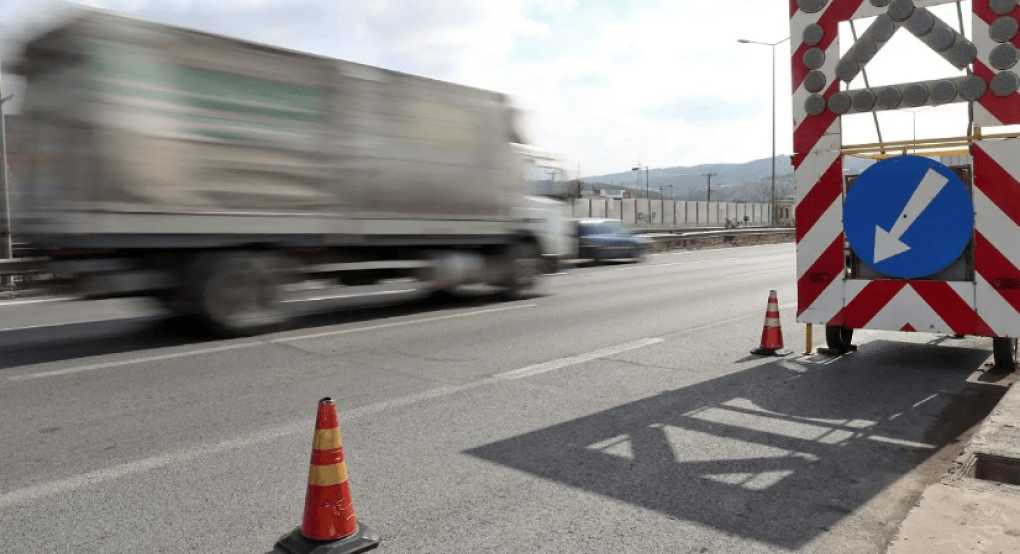 Εργασίες αντικατάστασης στηθαίων ασφαλείας στην Ε.Ο. Θεσσαλονίκης-Νέων Μουδανιών από την Περιφέρεια Κεντρικής Μακεδονίας Εργασίες αντικατάστασης στηθαίων ασφαλείας στην Ε.Ο. Θεσσαλονίκης-Νέων Μουδανιών από την Περιφέρεια Κεντρικής Μακεδονίας