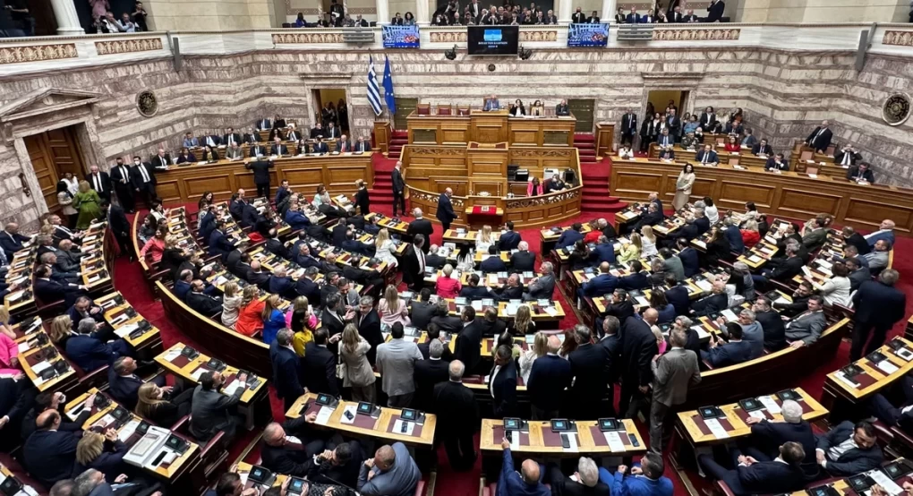 Βουλή: Εκλέγεται το νέο προεδρείο, παραμένει πρόεδρος ο Κώστας Τασούλας