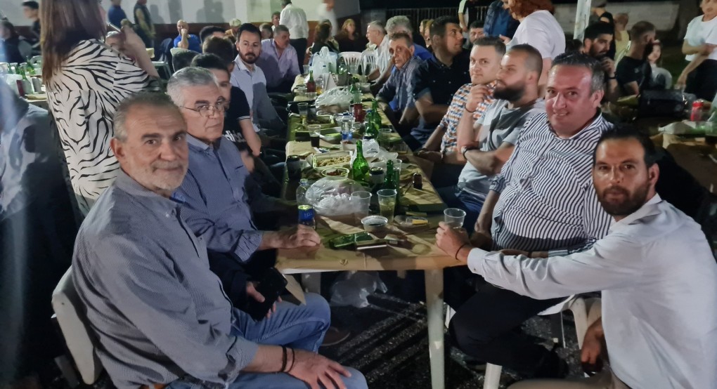 Δυναμική παρουσία του Δημάρχου Αλμωπίας στο Παρακαθ Δυναμική παρουσία του Δημάρχου Αλμωπίας στο Παρακαθ