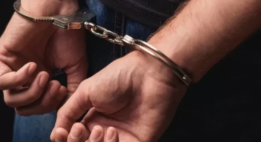 Πάτρα: Εξάρθρωση σπείρας που έδινε παράνομα πρόσβαση σε συνδρομητική τηλεόραση Πάτρα: Εξάρθρωση σπείρας που έδινε παράνομα πρόσβαση σε συνδρομητική τηλεόραση