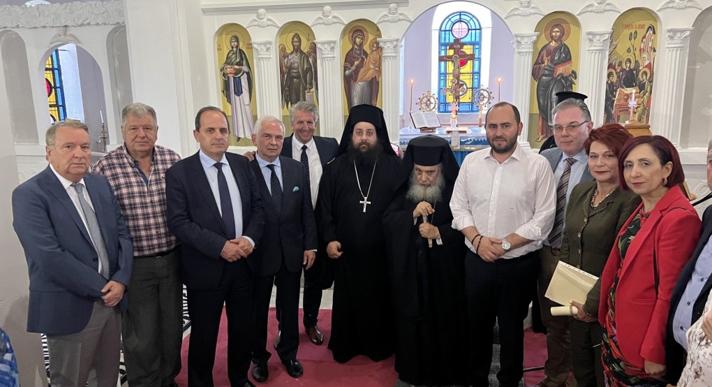 Ανατολική Ρωμυλία «Η ΑΓΙΑ ΤΡΙΑΔΑ» :Πανηγύρισε o Iερός Nαός της Αγίας Tριάδας Ανατολική Ρωμυλία «Η ΑΓΙΑ ΤΡΙΑΔΑ» :Πανηγύρισε o Iερός Nαός της Αγίας Tριάδας