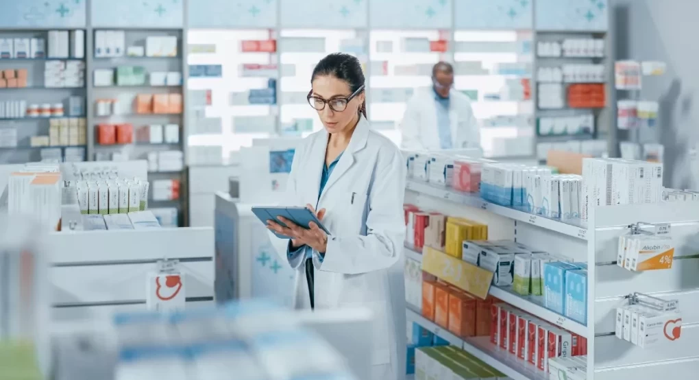 Φάρμακα – ΕΟΠΥΥ: Πώς εξελίσσονται οι διαπραγματεύσεις για τις τιμές το 2023