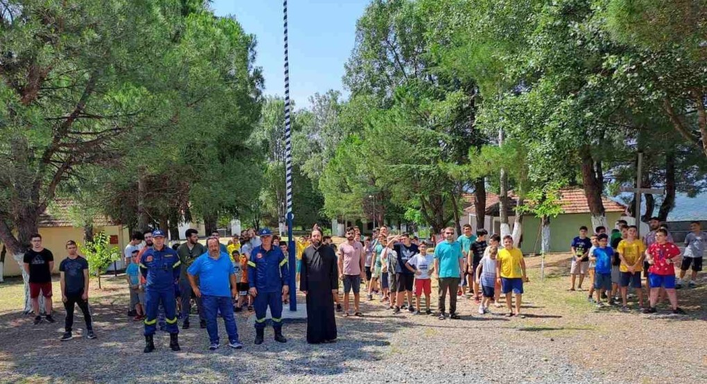 Εργασίες πυρασφάλειας και ενημέρωση από την Π.Υ. Γιαννιτσών και τον Δήμο Πέλλας Εργασίες πυρασφάλειας και ενημέρωση από την Π.Υ. Γιαννιτσών και τον Δήμο Πέλλας