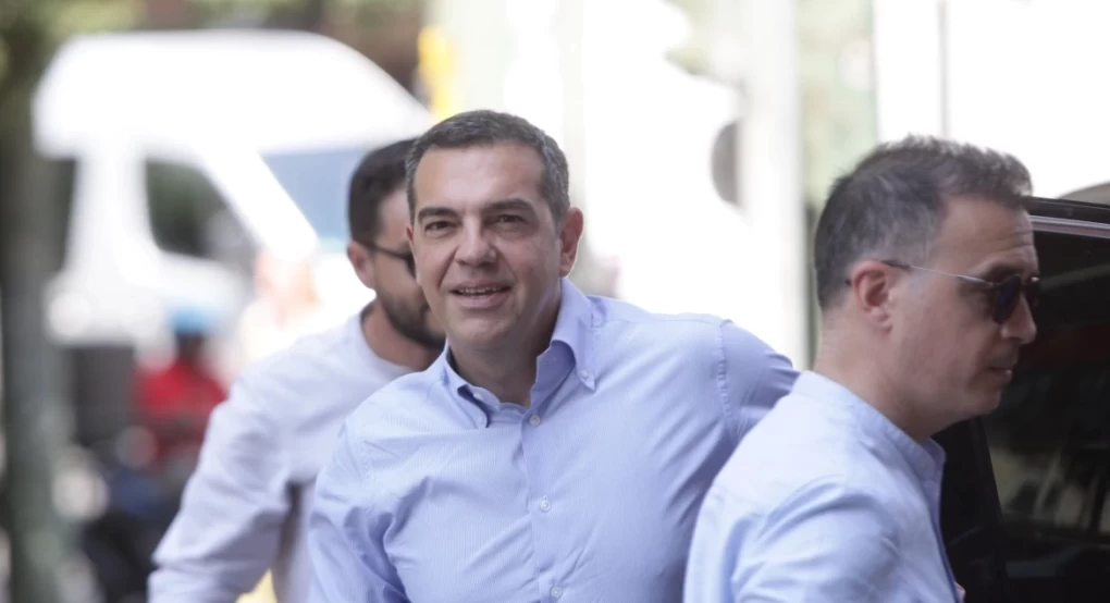 Παραιτείται ο Τσίπρας - Λεπτό προς λεπτό οι εξελίξεις στον ΣΥΡΙΖΑ Παραιτείται ο Τσίπρας - Λεπτό προς λεπτό οι εξελίξεις στον ΣΥΡΙΖΑ