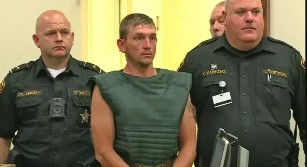 Πατέρας έβαλε στη σειρά τα 3 αγοράκια του και τα εκτέλεσε