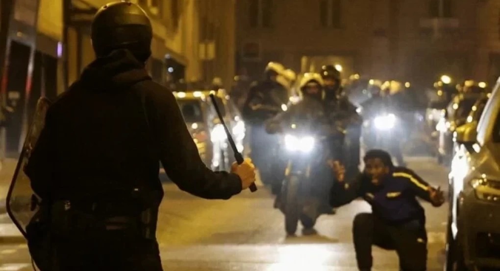 Επιστρέφει η ηρεμία στην Γαλλία: Ξεκίνησε η καταγραφή των ζημιών - Πάνω από 1 δισ. ευρώ το κόστος τους Επιστρέφει η ηρεμία στην Γαλλία: Ξεκίνησε η καταγραφή των ζημιών - Πάνω από 1 δισ. ευρώ το κόστος τους