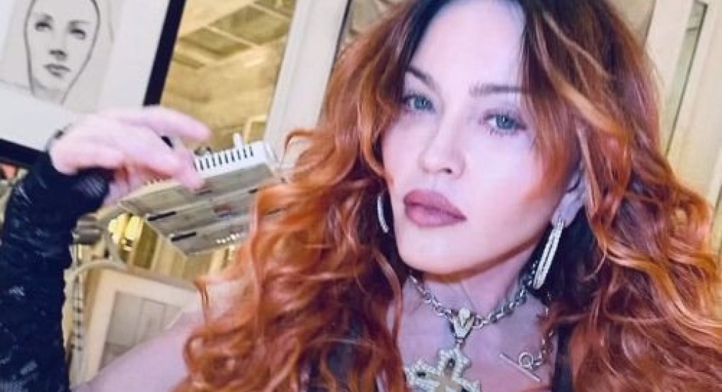 Δύσκολες ώρες για τη Madonna – Κλινήρης και κάνει συνεχώς εμετούς Δύσκολες ώρες για τη Madonna – Κλινήρης και κάνει συνεχώς εμετούς