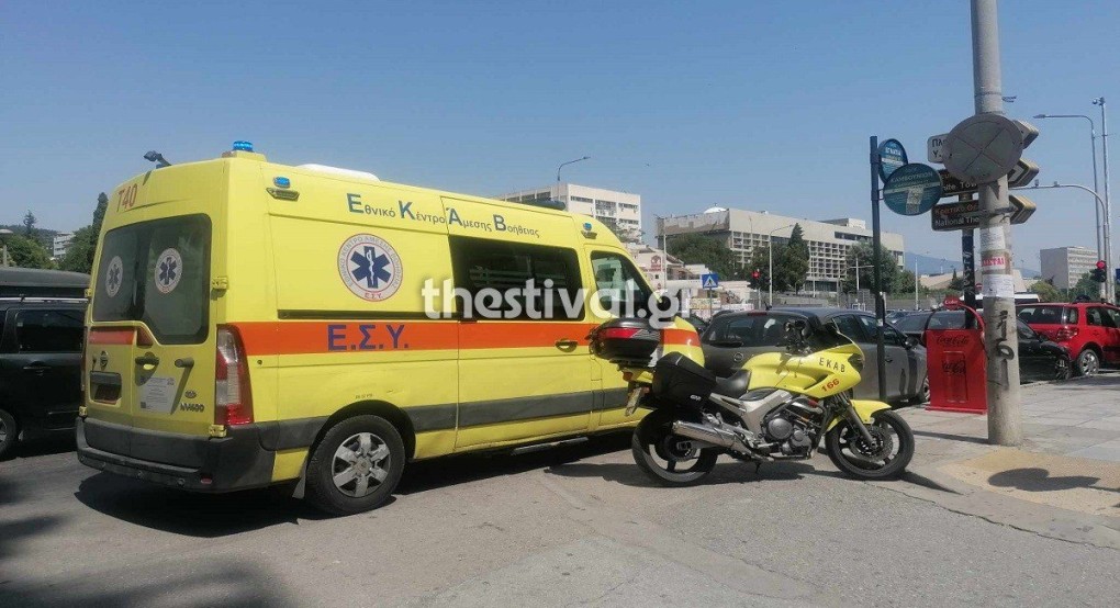 Σοκ στη Θεσσαλονίκη: Ντελιβεράς έδειρε μέχρι θανάτου 50χρονο άντρα Σοκ στη Θεσσαλονίκη: Ντελιβεράς έδειρε μέχρι θανάτου 50χρονο άντρα